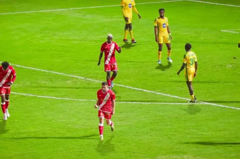 الوداد يقسو على نيروبي الكيني بثلاثية في الكونفدرالية