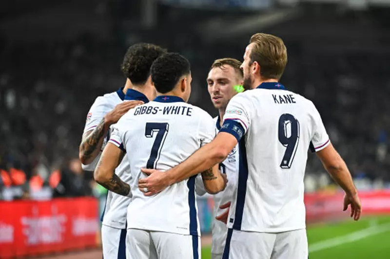 تشكيل إنجلترا لمواجهة ألبانيا | يلاكورة