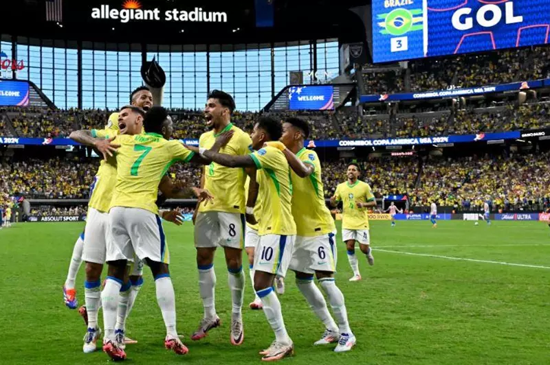 قبل يناير.. يوفنتوس يعود لمطاردة نجم منتخب البرازيل